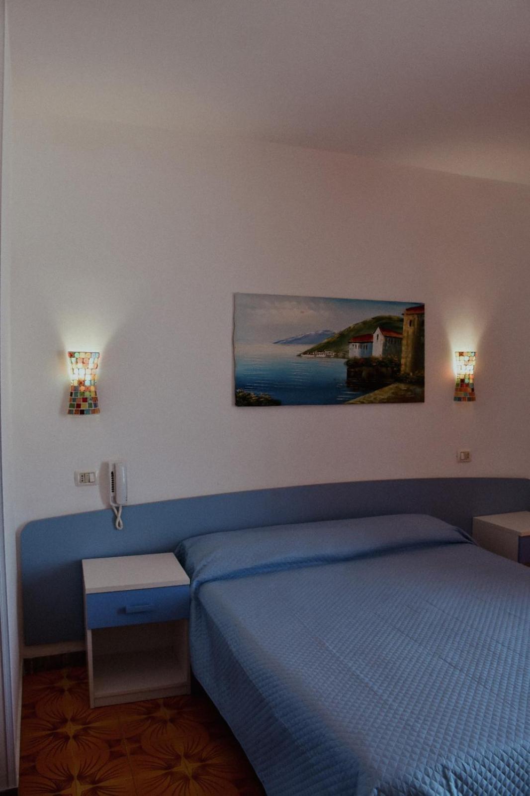 Vela Club Hotel & Appartamenti ローディ・ガルガーニコ エクステリア 写真